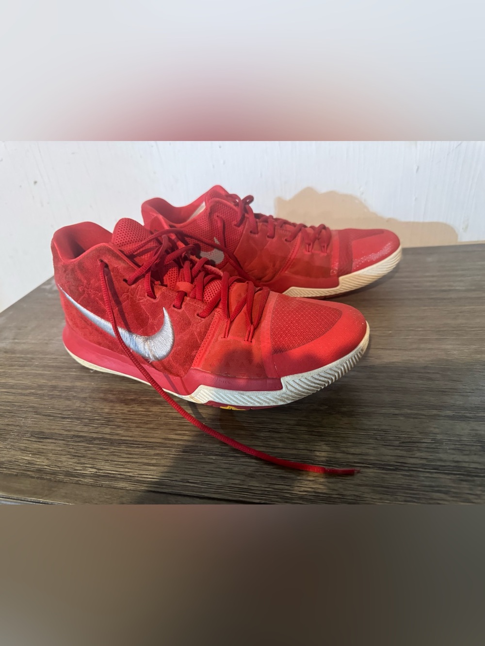 Nike Kyrie 3 Red Basketball Shoes